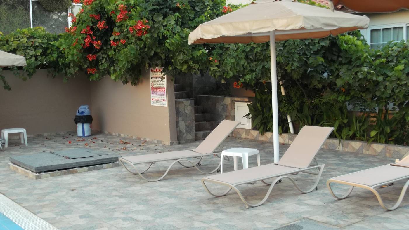 Panorama-Studios-Pool-5