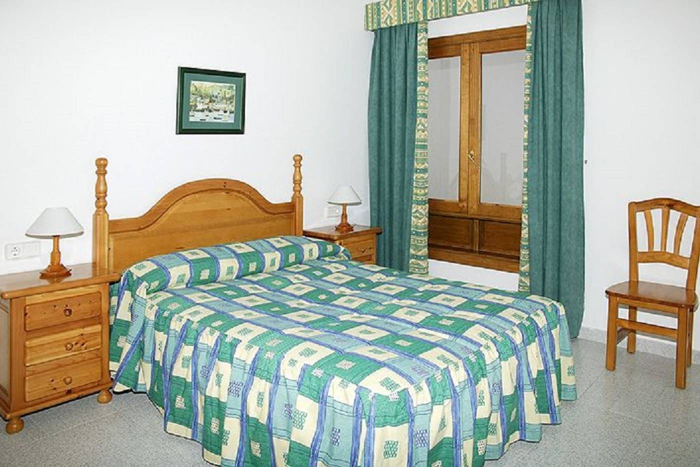Ereza-Apartamentos-La-Avenida-Room-5