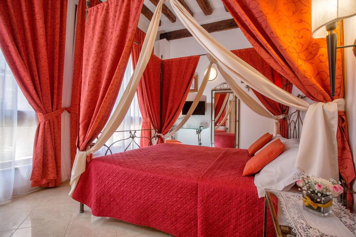 Alla-Vite-Dorata-Room-22