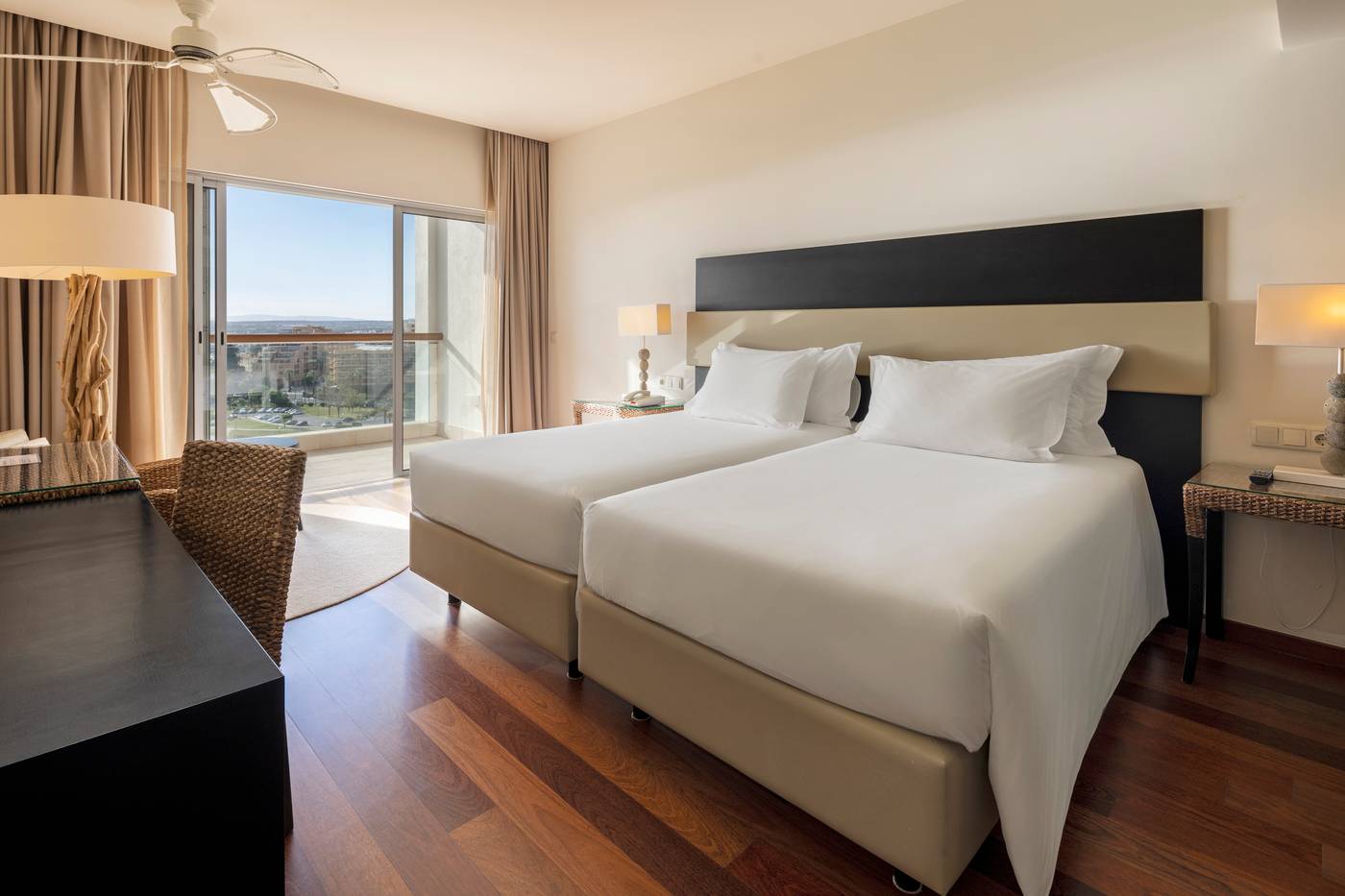 Crowne-Plaza-Vilamoura-Room-25