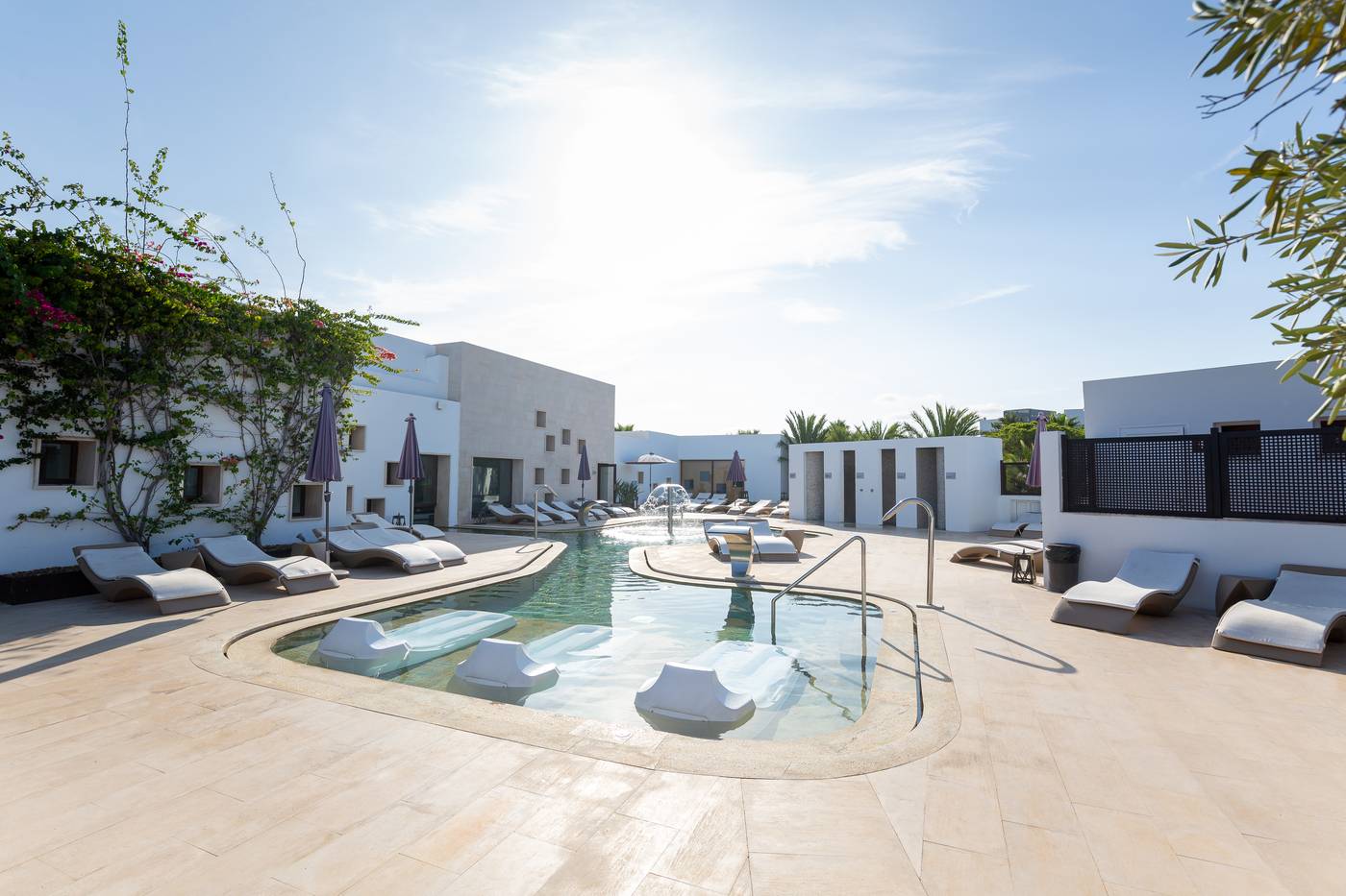 Grand-Palladium-Palace-Ibiza-Resort---Spa-Sports-and-Entertainment-13