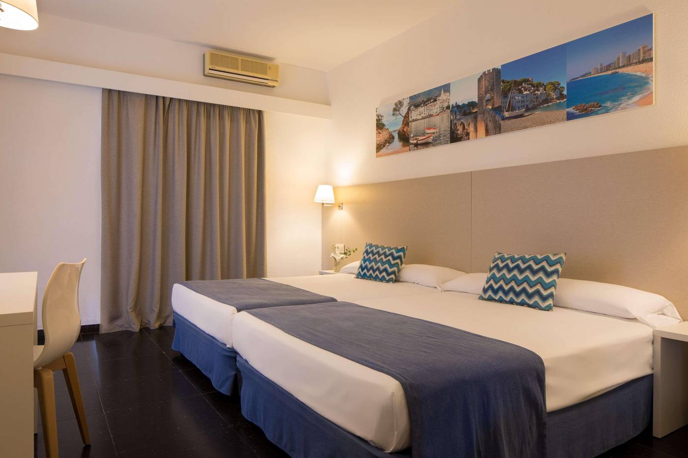 htop-Caleta-Palace-Room-17