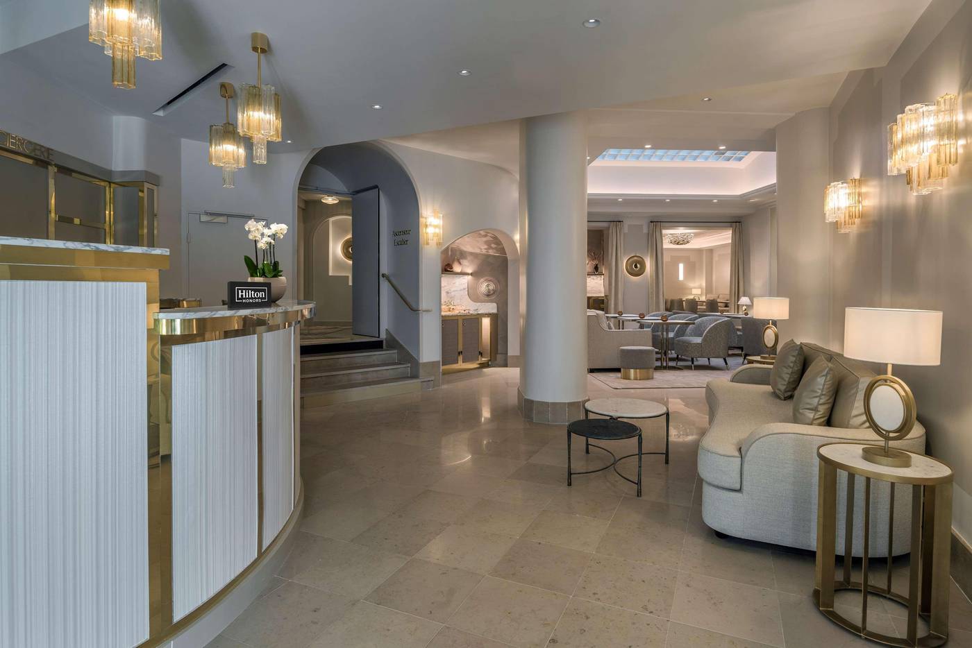 Hotel-Camille-Paris-Gare-De-Lyon-Tapestry-Collection-By-Hilton-Lobby-12