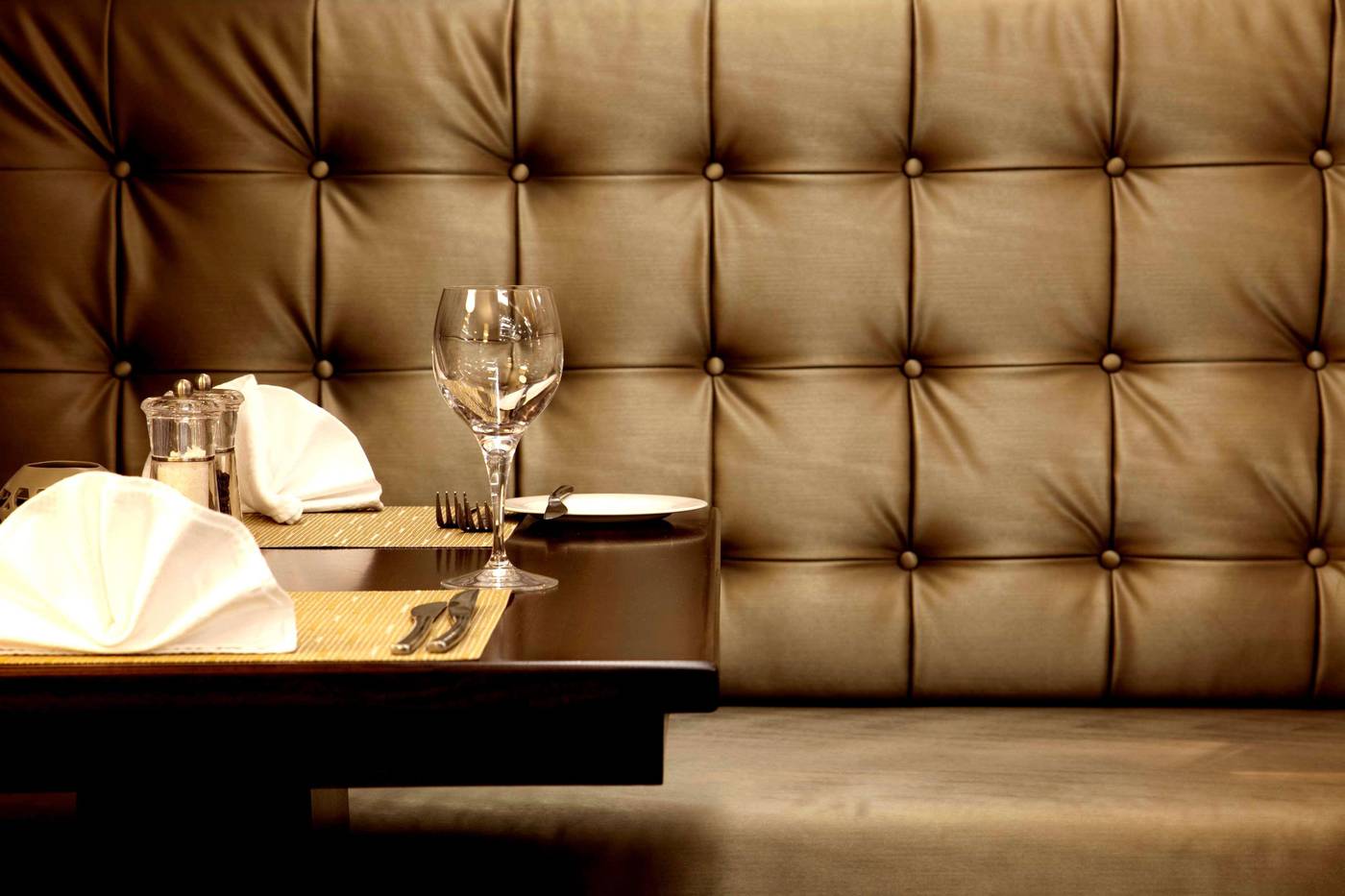 Doubletree-by-Hilton-Cape-Town-Restaurant-24