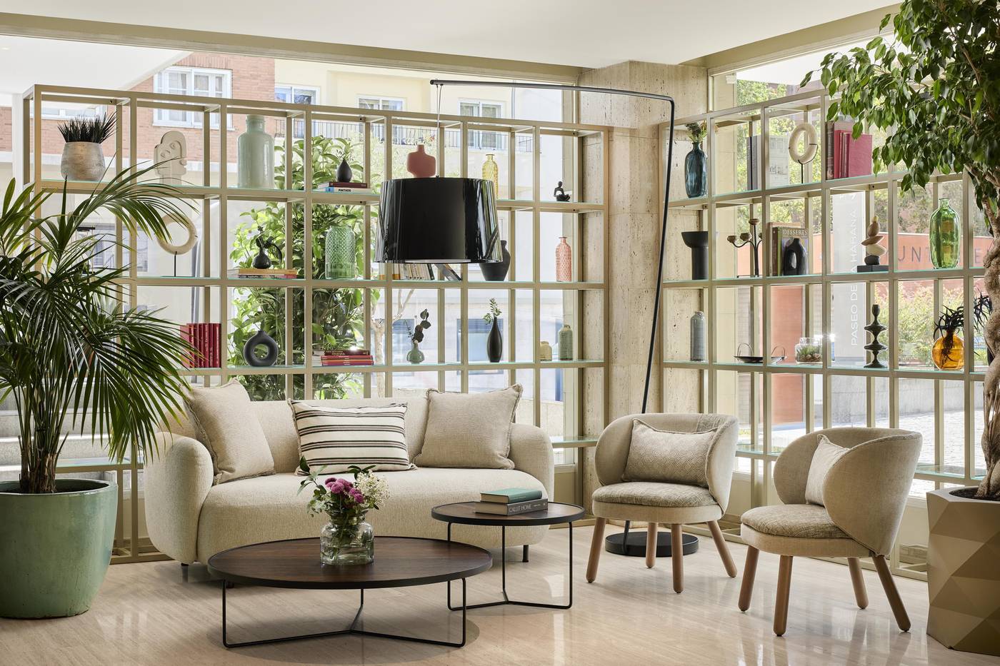 NH-Paseo-de-la-Habana-Lobby-7