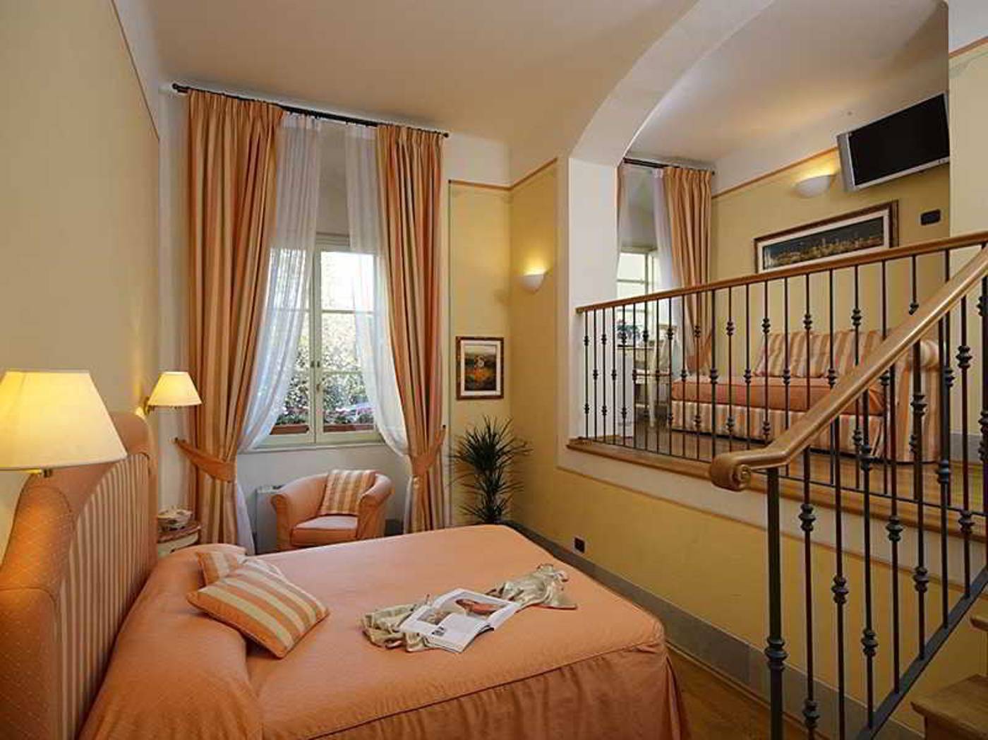 Palazzo-Busdraghi--Depoca-General-view-22