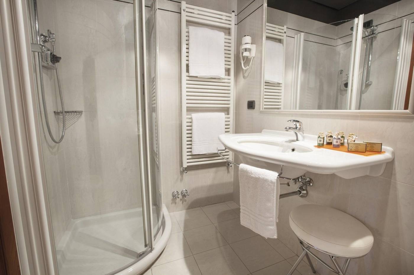 Albergo-Celide-Room-28