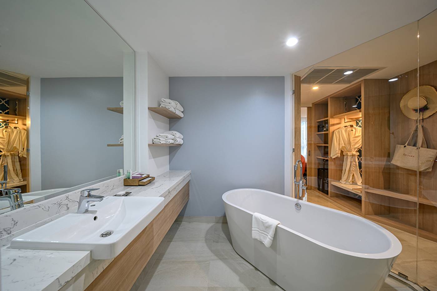 Centara-Ao-Nang-Beach-Resort---Spa-Krabi-Room-28