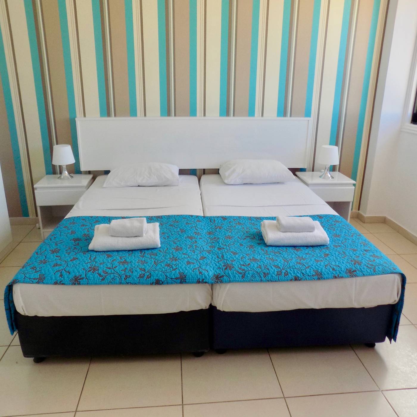 Margarita-Napa-Hotel-Apts-Room-2