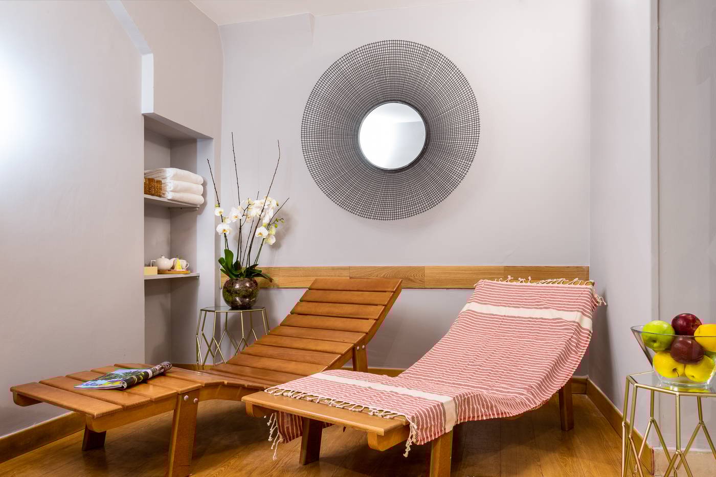 Leonardo-Boutique-Hotel-Rome-Termini-Sports-and-Entertainment-40