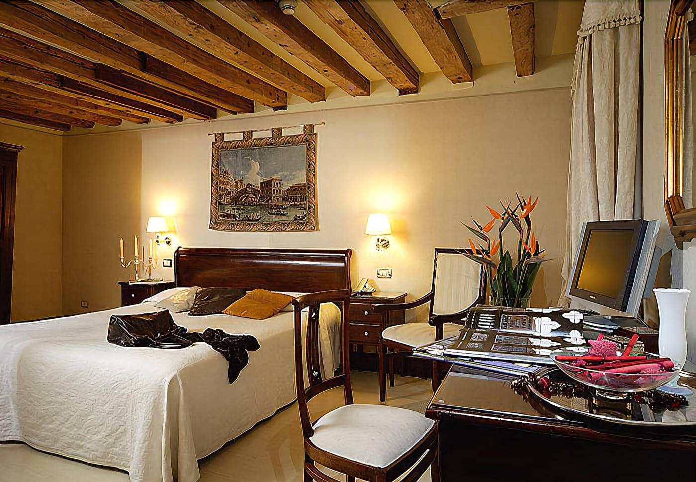 Ca--del-Nobile-Room-11