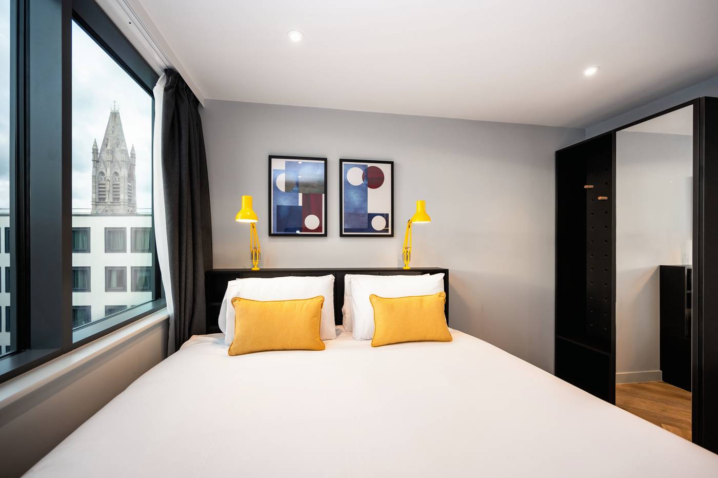 Staycity-Aparthotels-Tivoli-Room-33