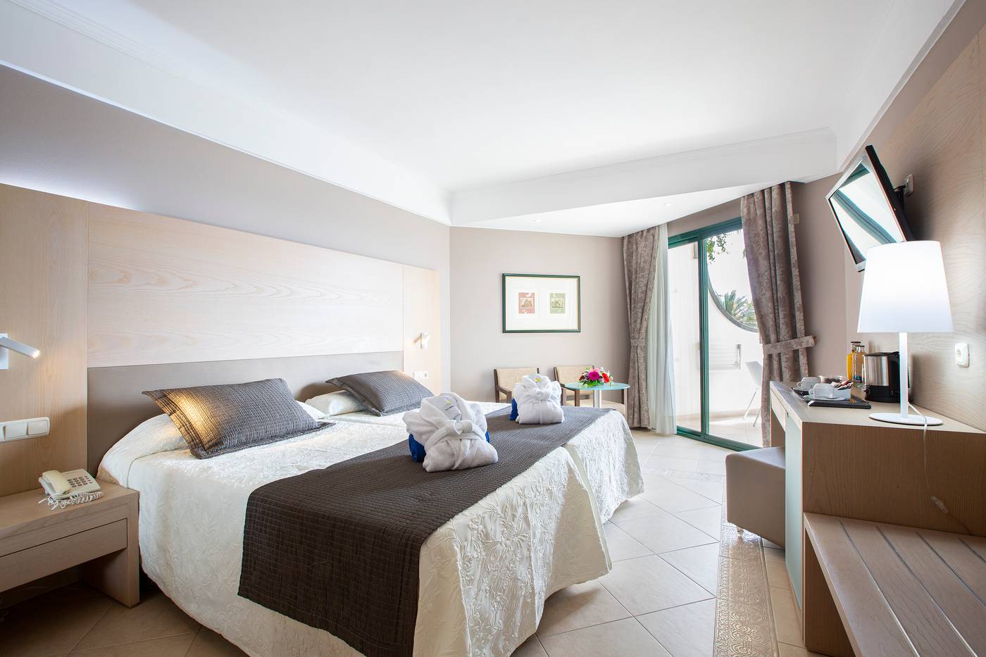 Hipotels-Natura-Palace-Room-27