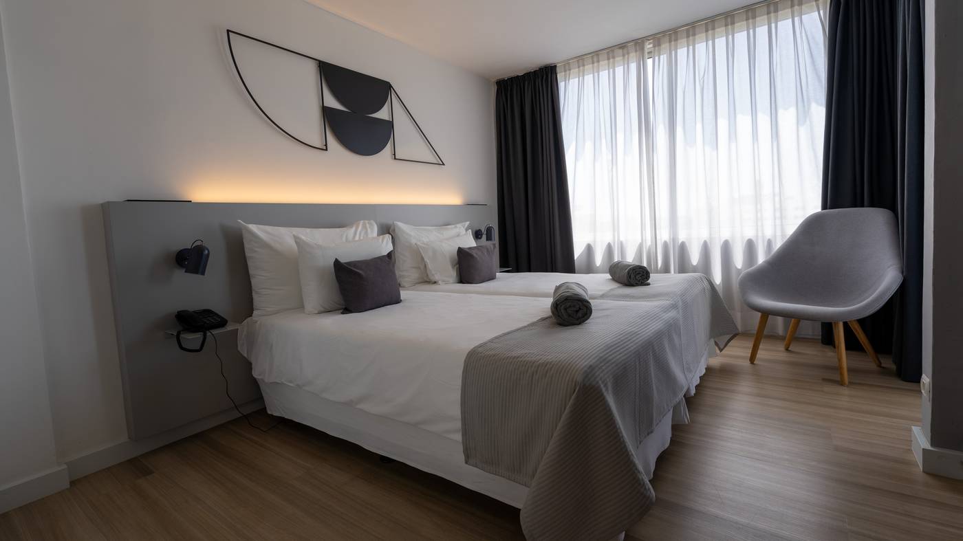 Coral-Suites---Spa---Adults-Only-Room-26