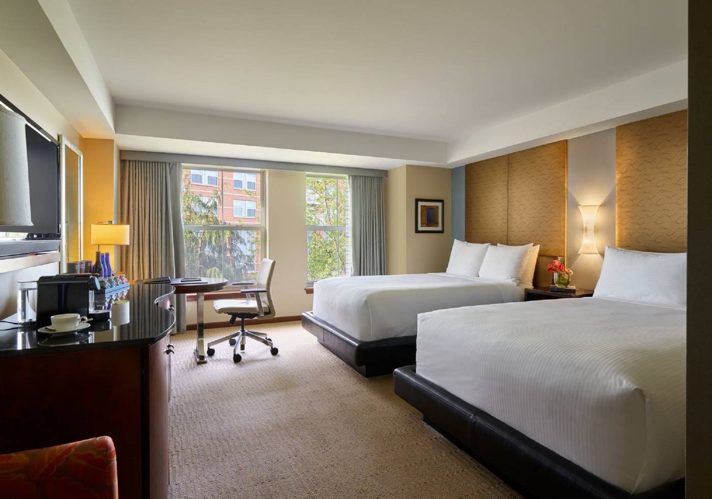 Battery-Wharf-Hotel--Boston-Waterfront-Room-19
