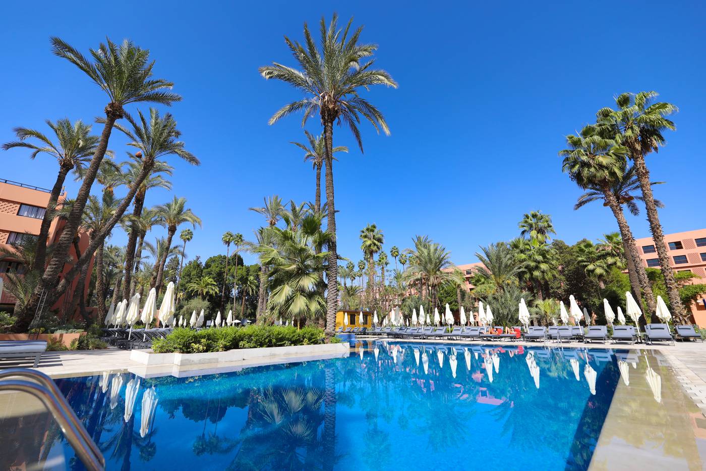 Kenzi-Rose-Garden-General-view-1