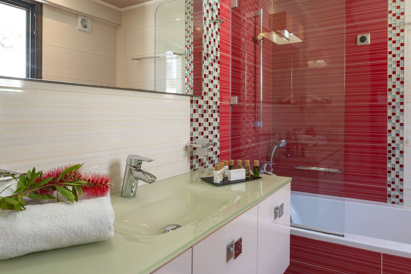 Sivota-Diamond-Room-61