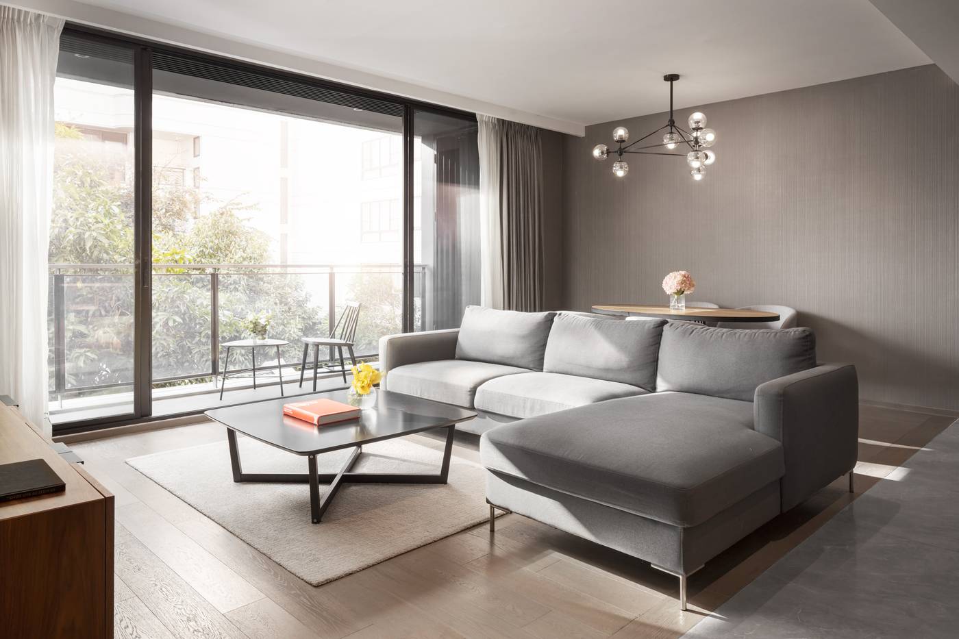 Walton-Suites-Sukhumvit-Room-38