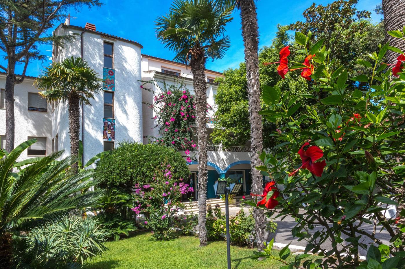 Hotel Poseidon-Italy-BELVEDERE MARITTIMO-General view-1