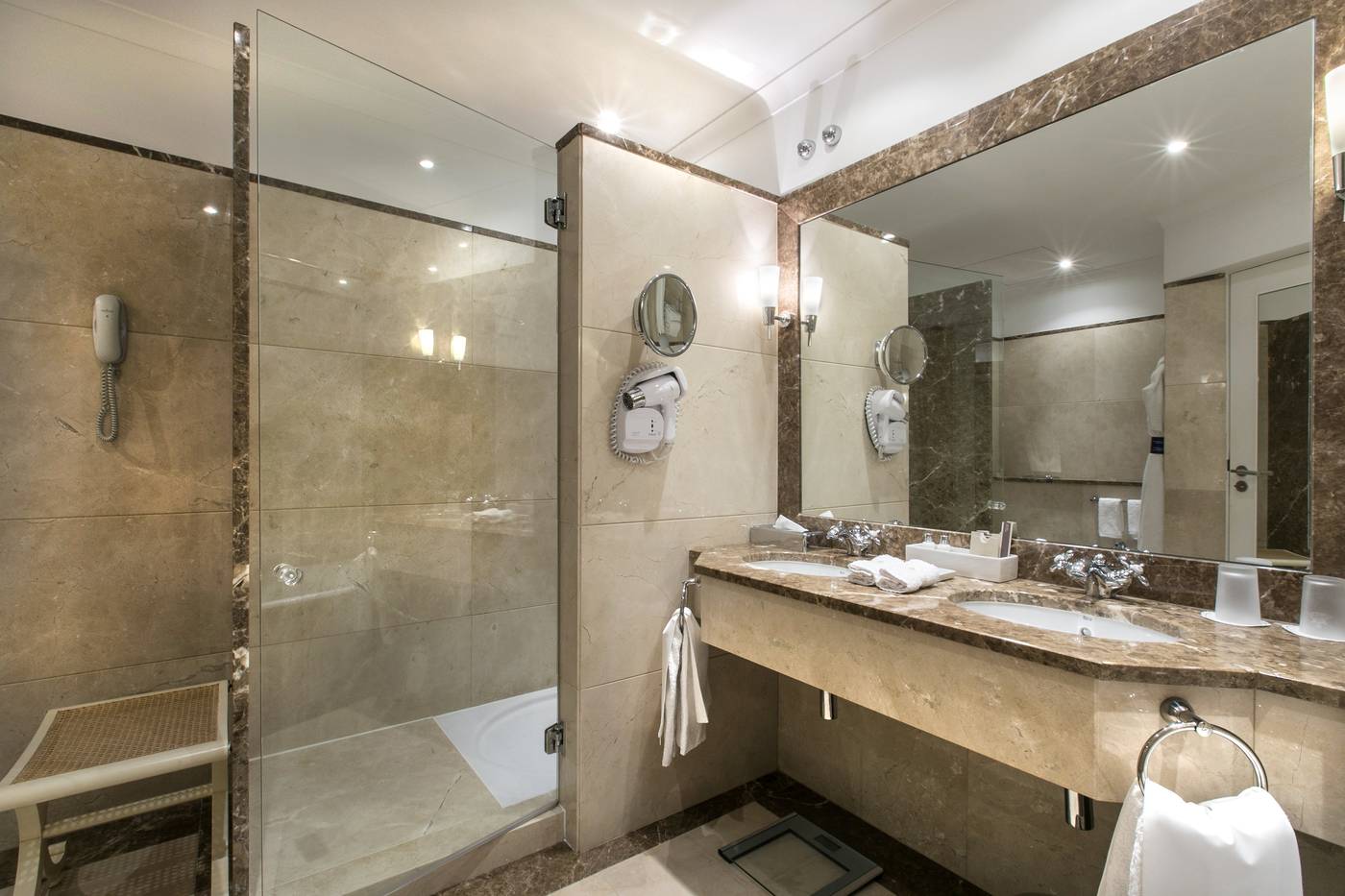 Palacio-Estoril-Hotel-Golf---Spa-Room-27