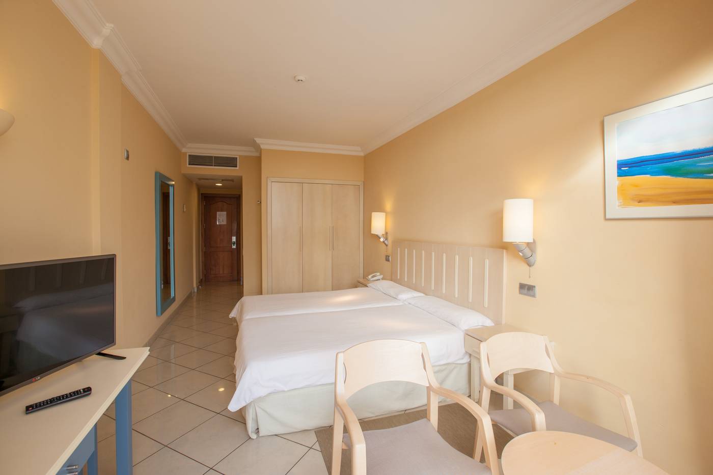 IFA-Altamarena-Room-26