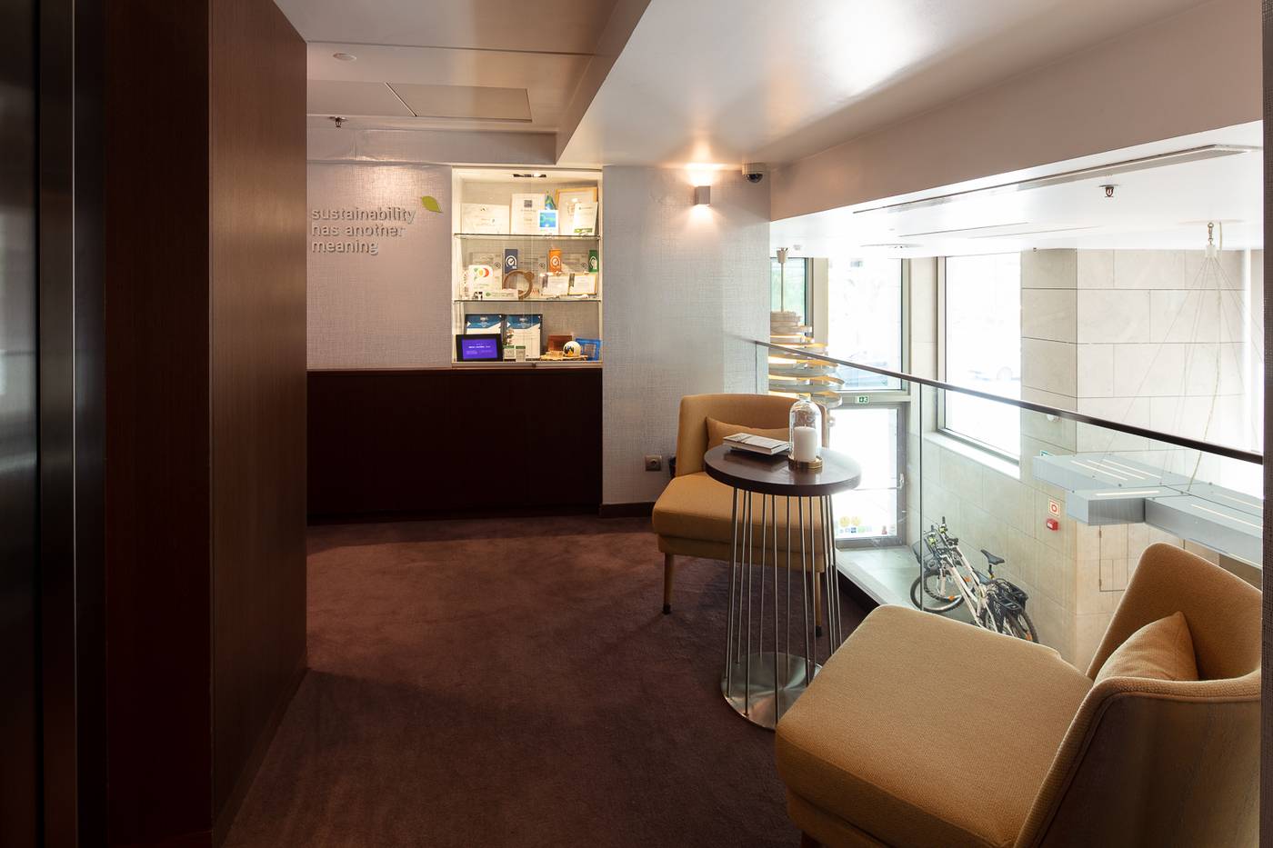 Neya-Lisboa-Hotel-Lobby-12