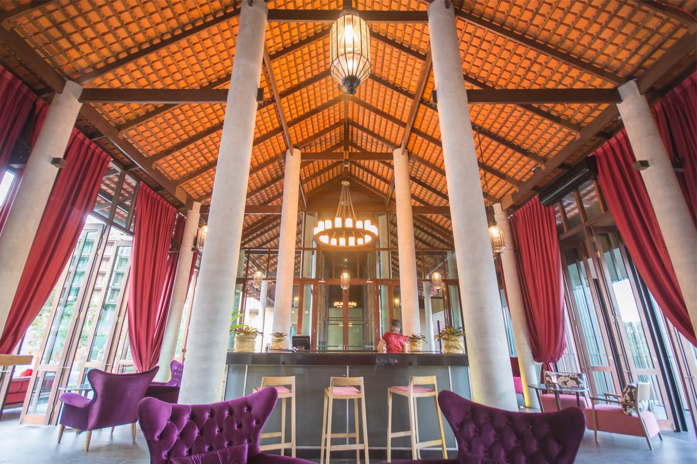 Sunsuri-Phuket-Bar-48