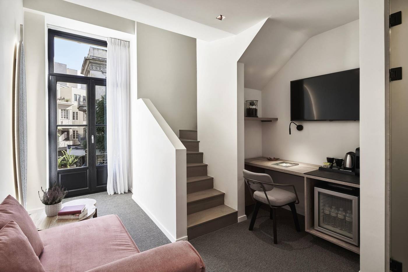 NLH-Monastiraki-Room-5