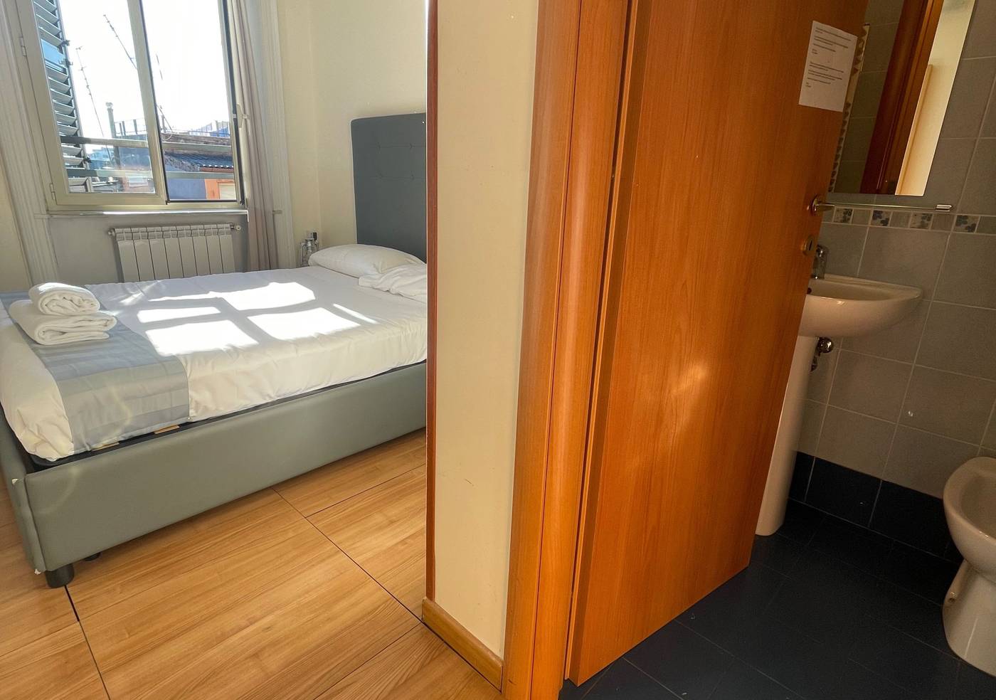 Bon-Ton-Suites-Room-25