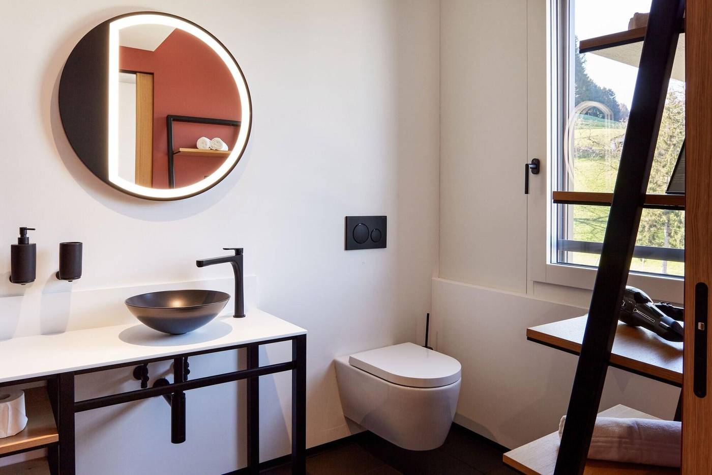 Tailormade Hotel Rigiblick Kuessnacht-Switzerland-Kuessnacht-Room-9