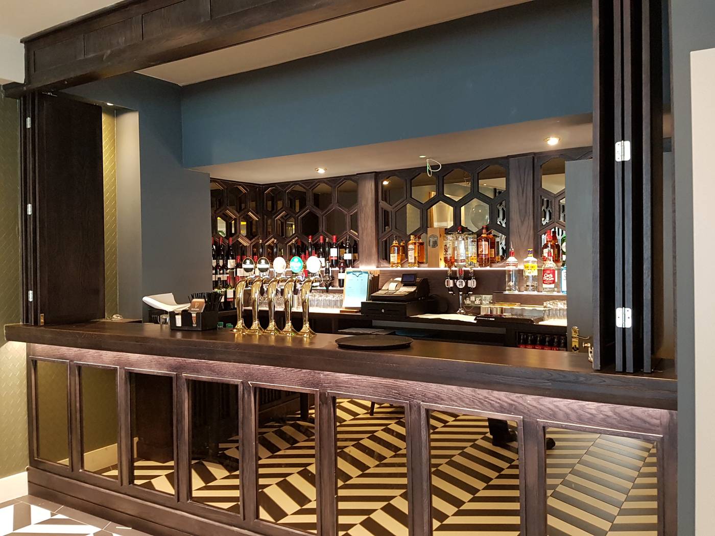 Sandymount-Hotel-Restaurant-16