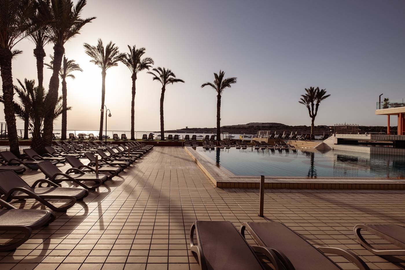 Qawra-Palace-Resort---Spa-Pool-3