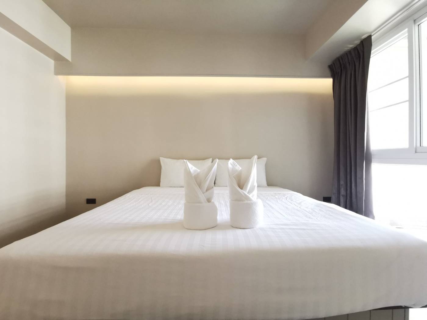 A-Sleep-Bangkok-Hotel-Sathorn-Room-43