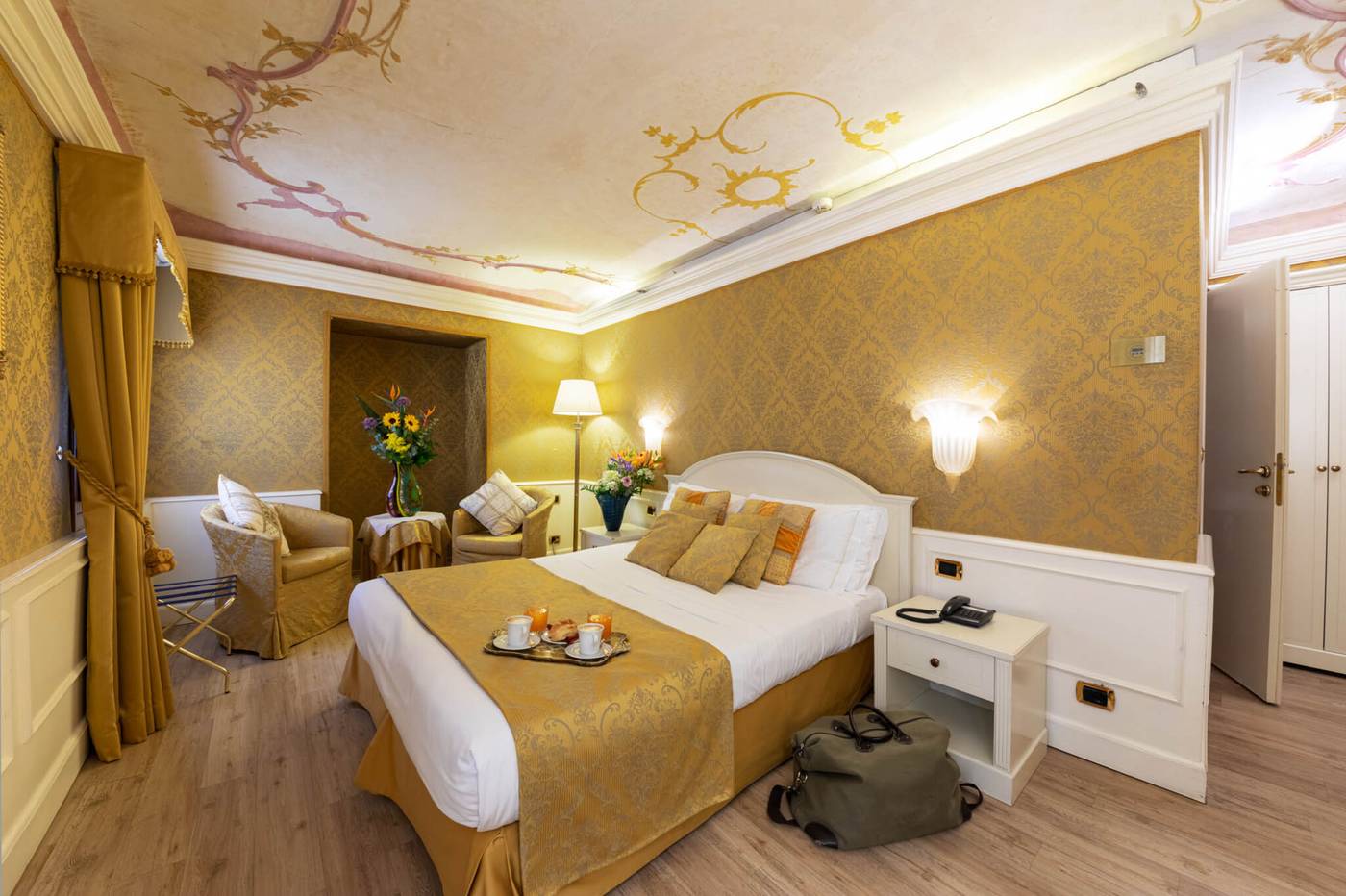 Duodo-Palace-Room-38