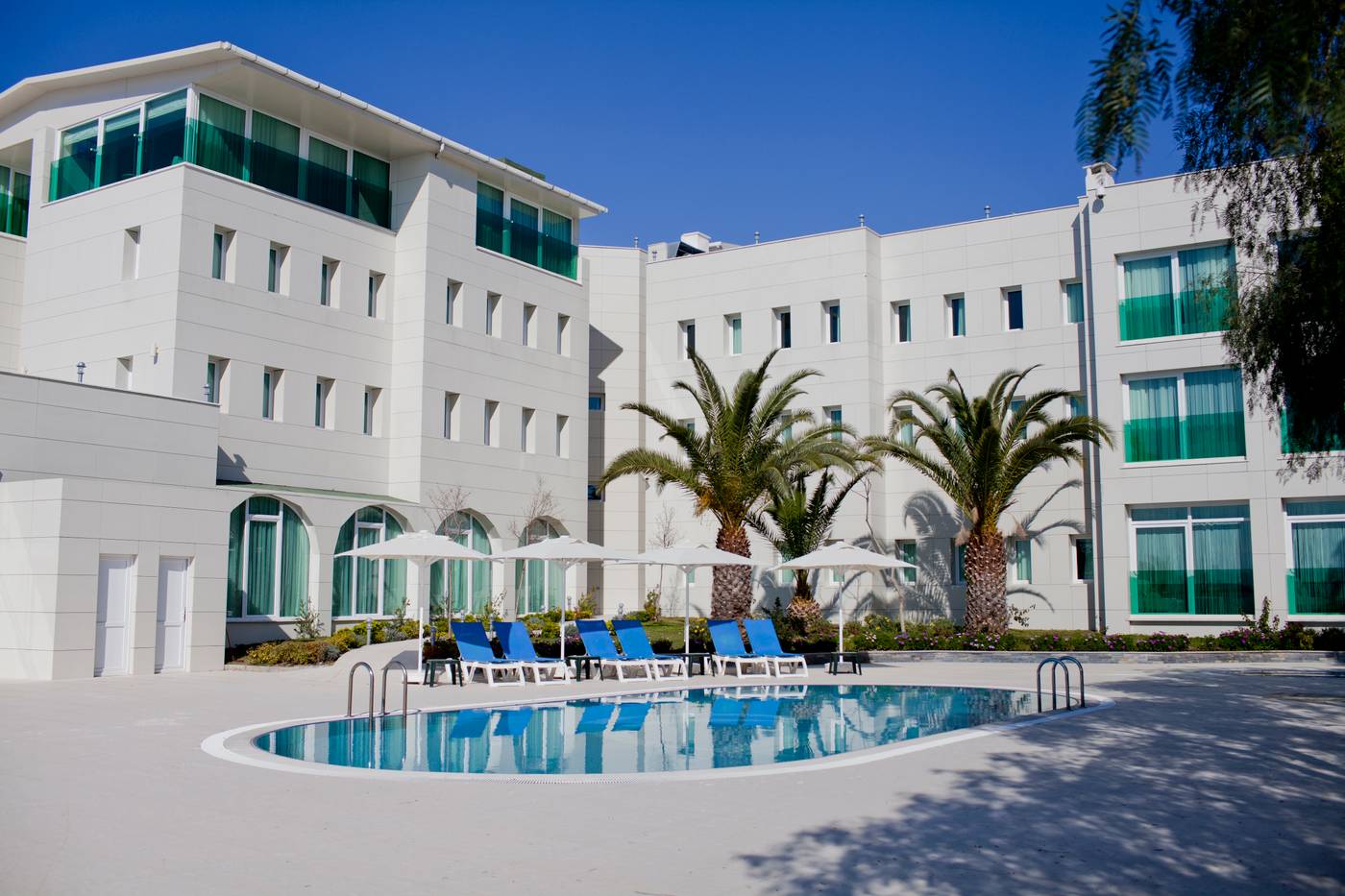 Dragut-Point-North-Hotel-General-view-3
