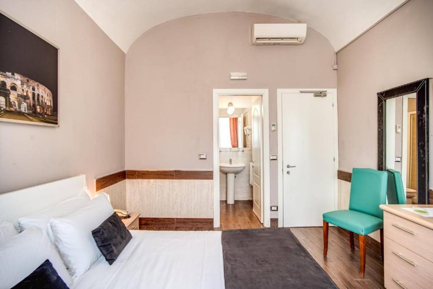 San-Valentino-Room-13