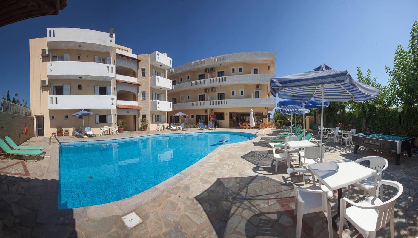 Dimitra-Hotel-Apartments-Pool-2