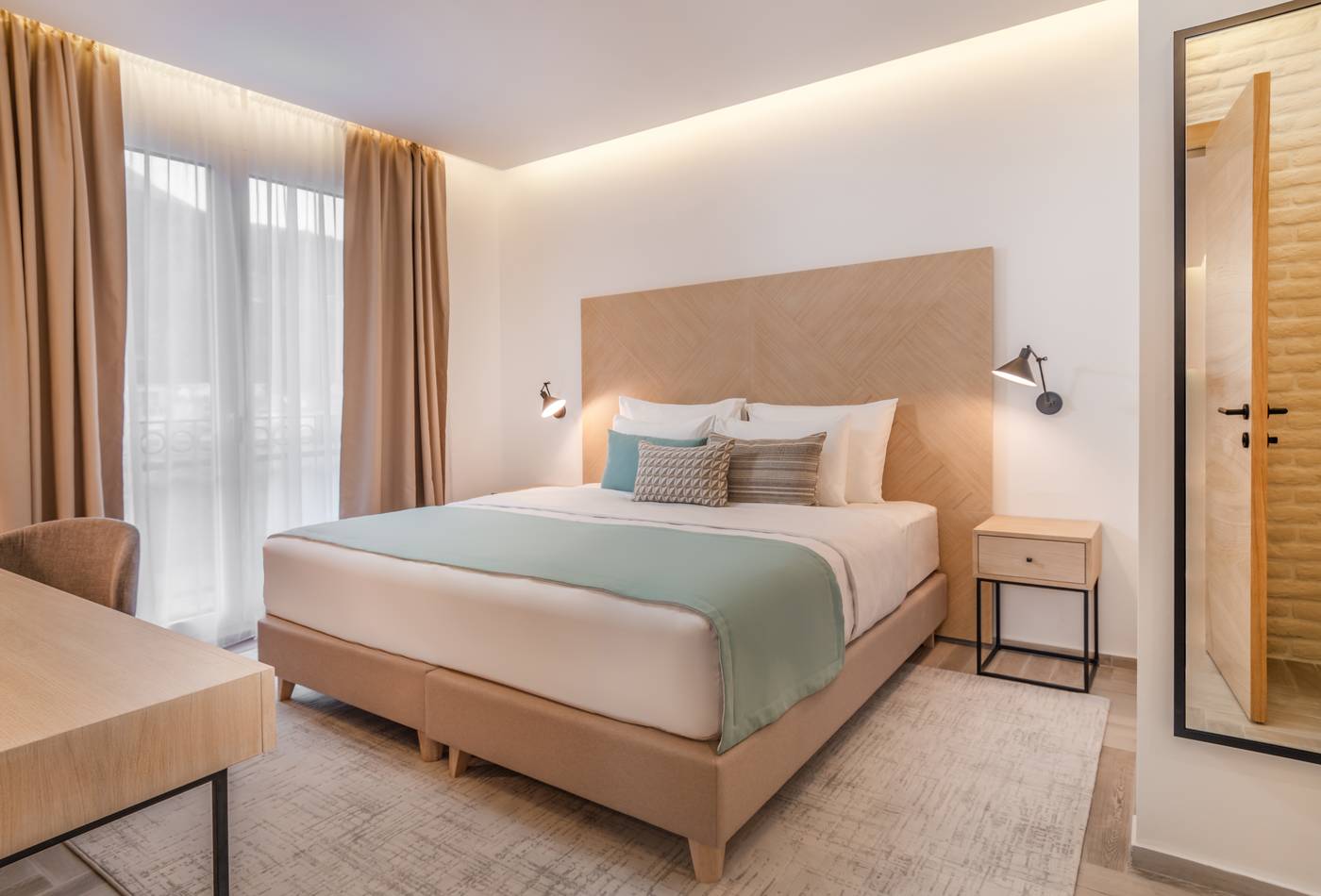 Lazure-Hotel---Marina-Room-29