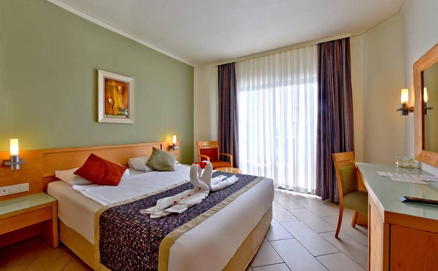 Side-Mare-Resort---Spa-Room-11