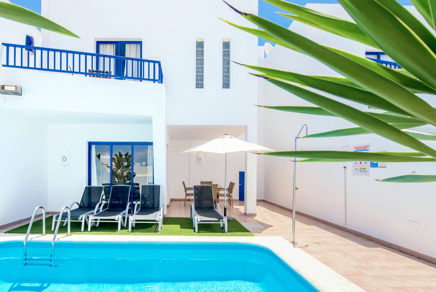 Villas-Puerto-Rubicon-Pool-2