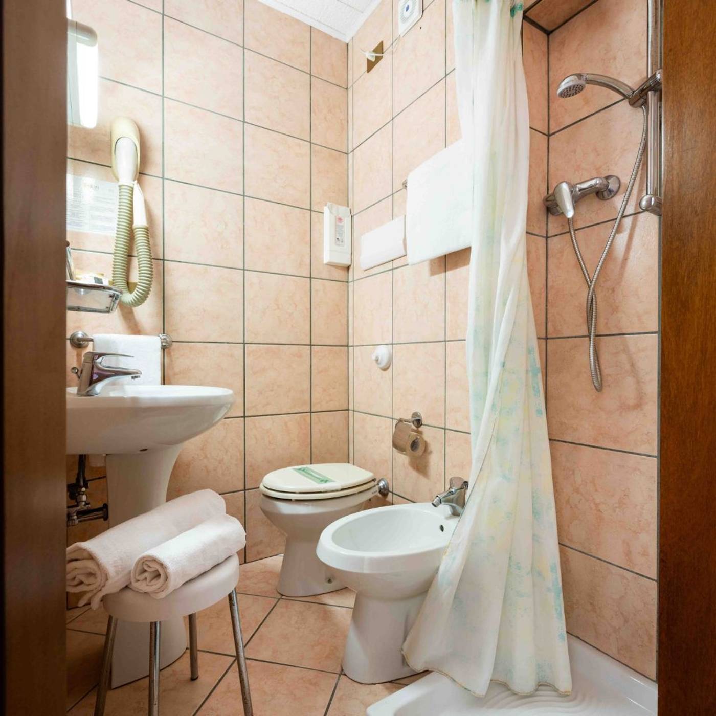 Camelia-Rooms-Venice-Room-21