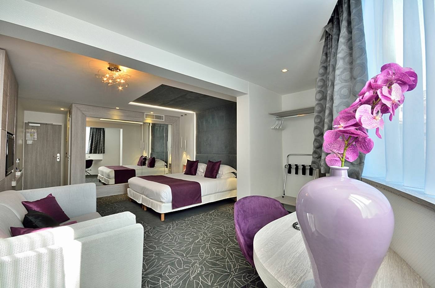 Cezanne-General-view-28