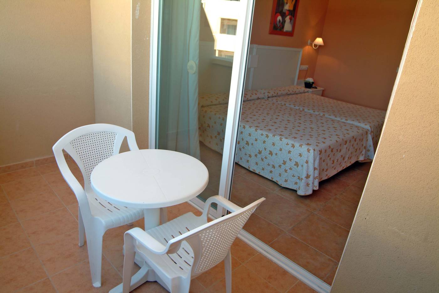 Ohtels-La-Hacienda-Room-30