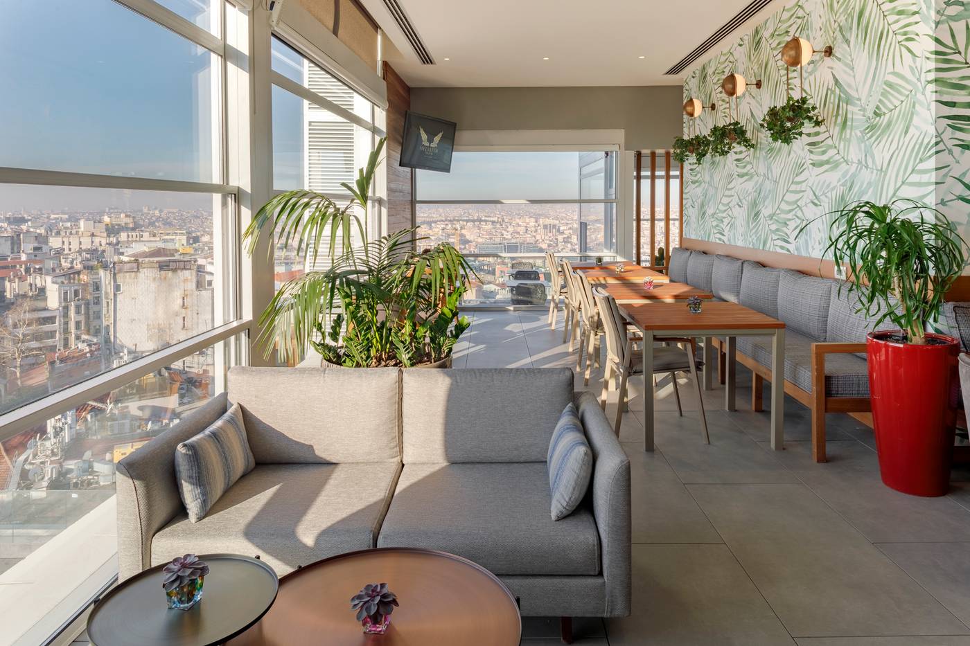 CVK-Taksim-Hotel-Istanbul-Terrace-4