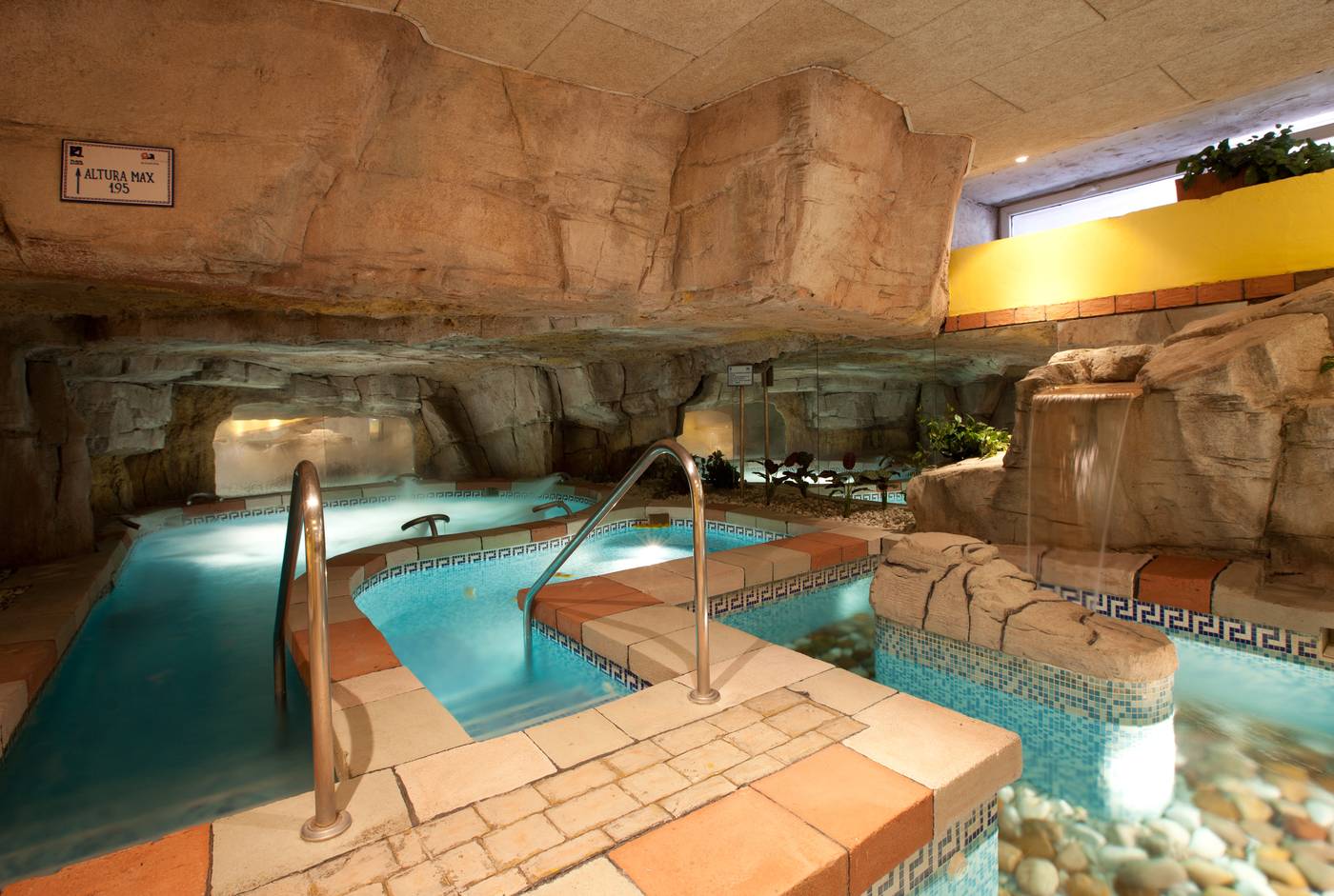 Spa-Senator-Cadiz-Sports-and-Entertainment-25