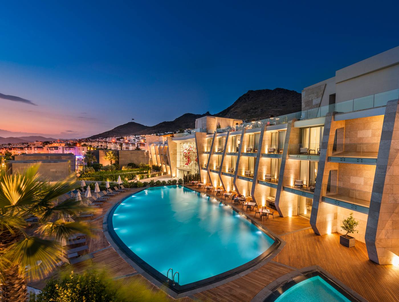 Swissotel-Resort-Bodrum-Beach-Pool-2