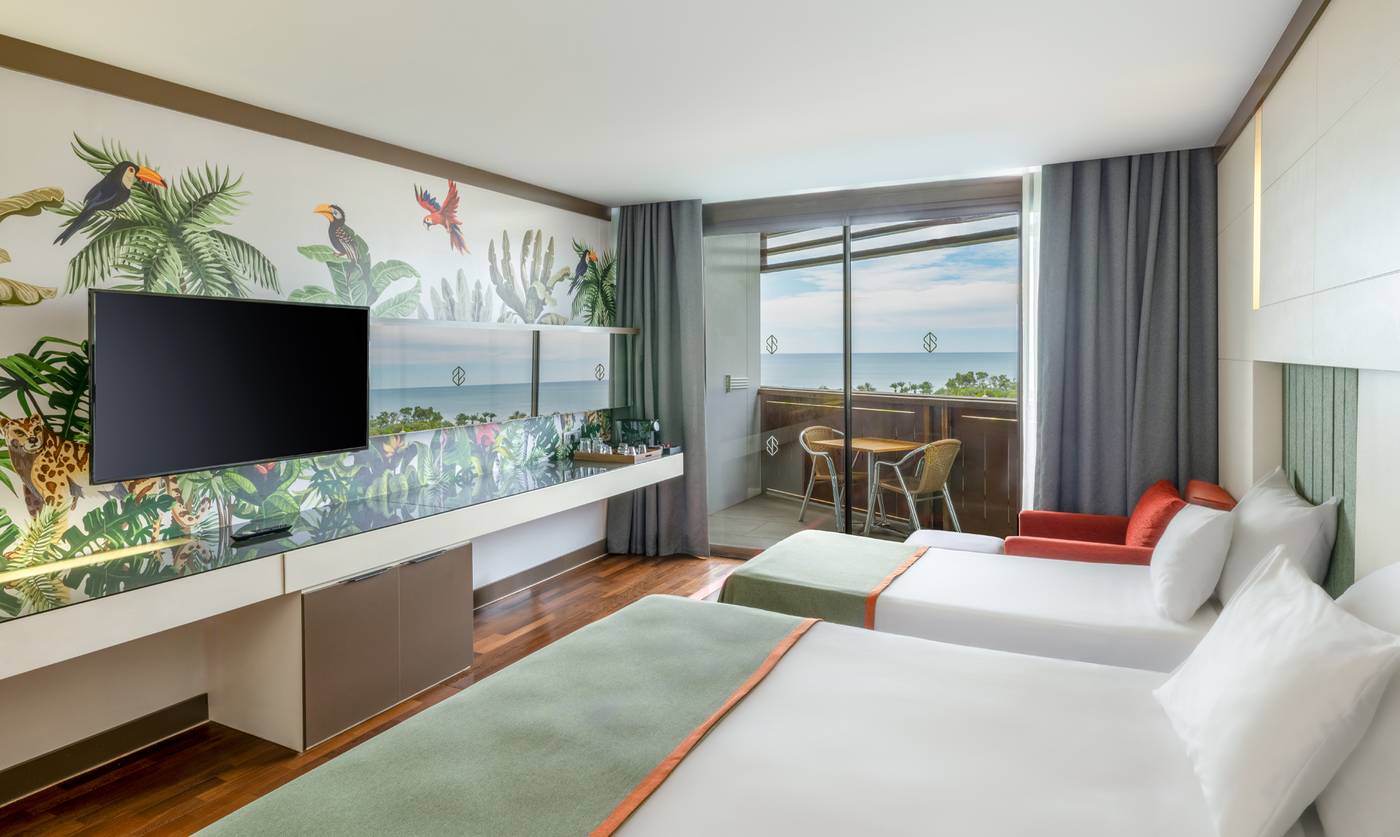 Nirvana-Cosmopolitan-Room-17