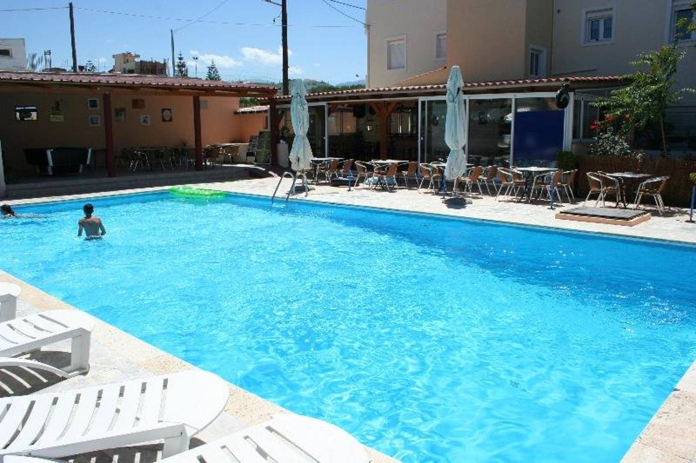 Australia-Pool-4