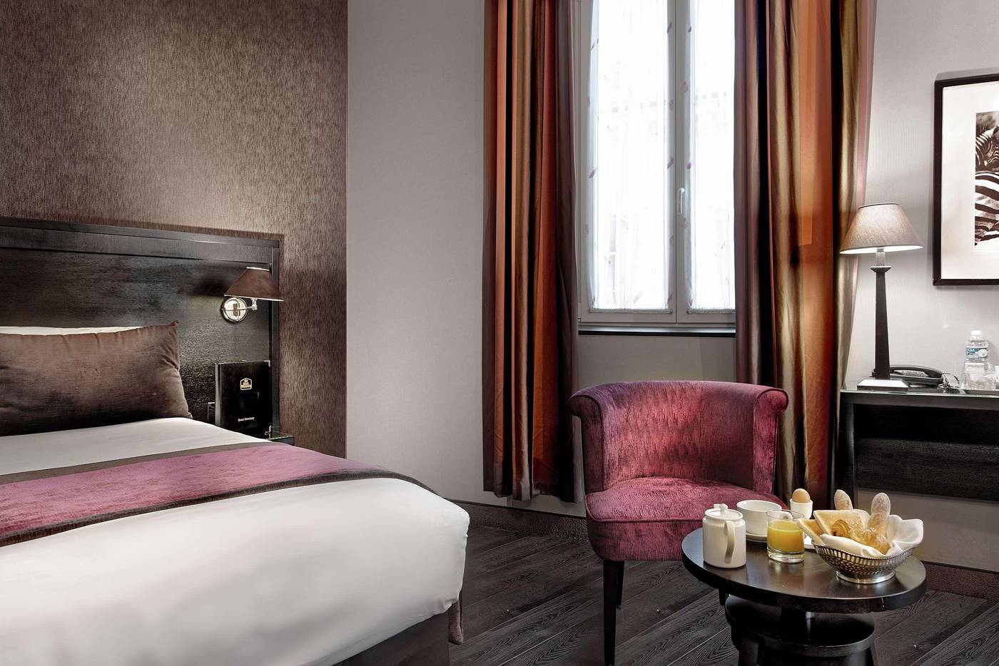 Best-Western-Plus-Nice-Cosy-H----tel-Room-10