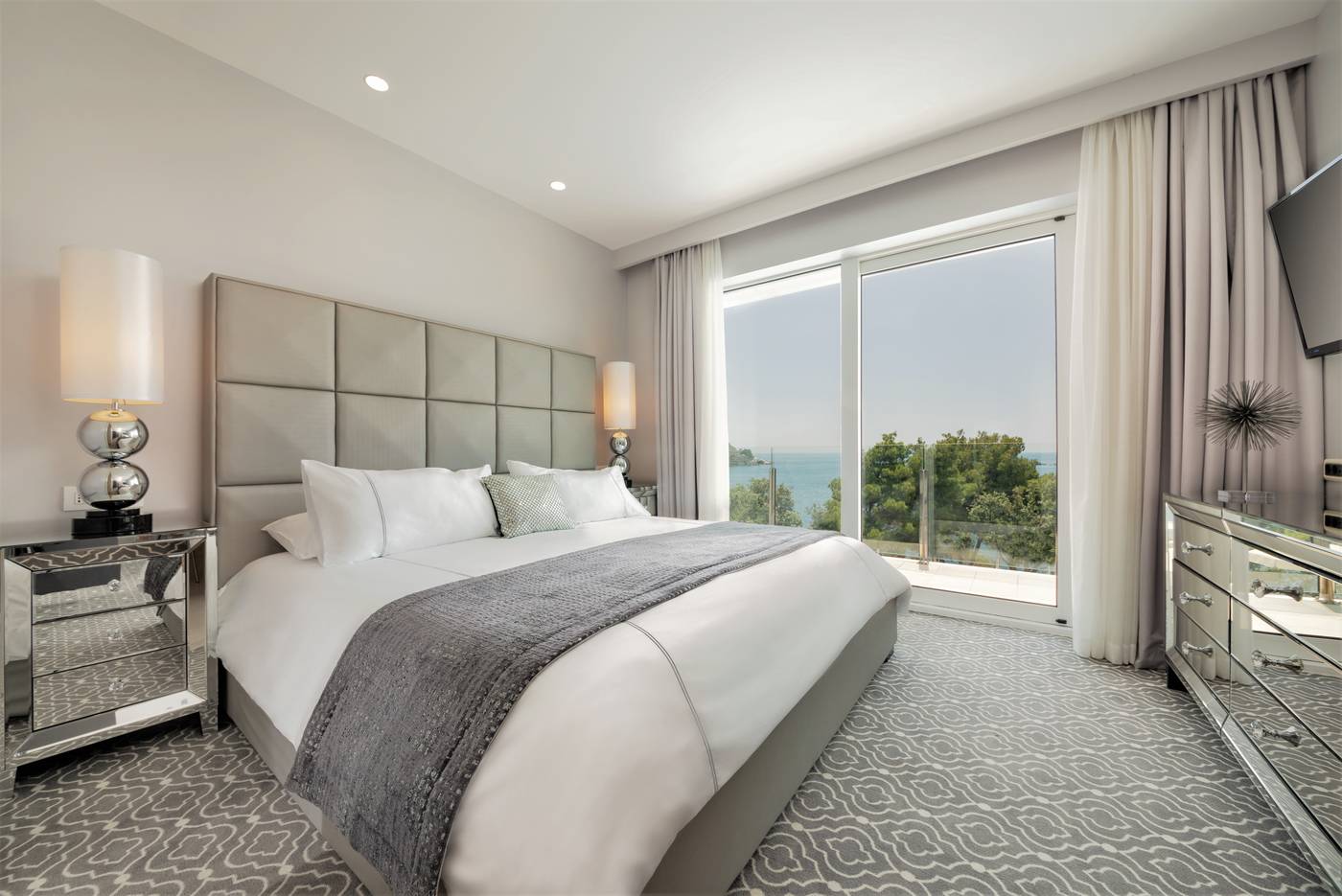 Royal-Palm-hotel-Room-7